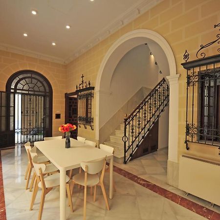 Palacio Centro Terraza 8 Dormitorios Jerez de la Frontera Buitenkant foto