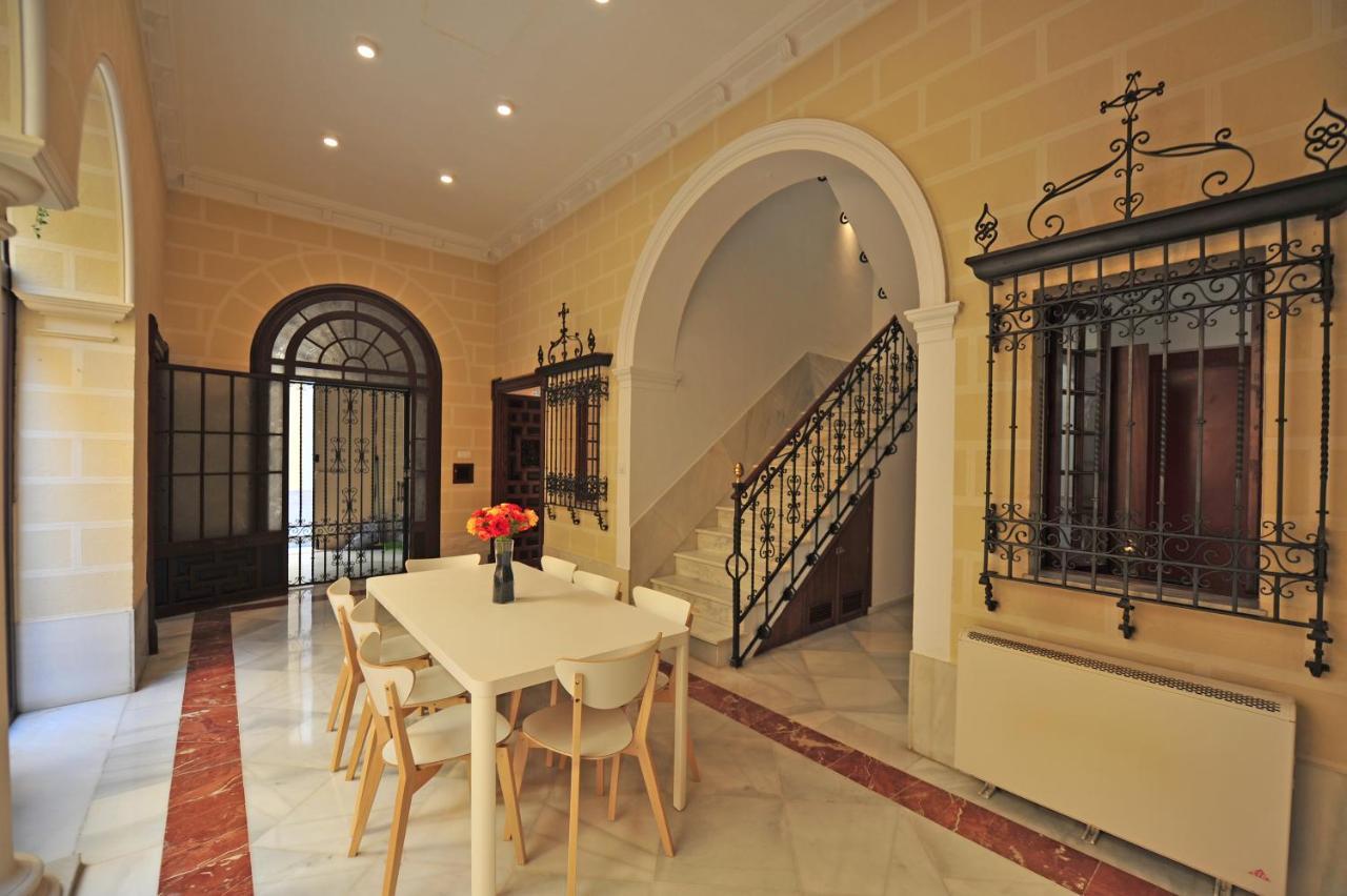 Palacio Centro Terraza 8 Dormitorios Jerez de la Frontera Buitenkant foto